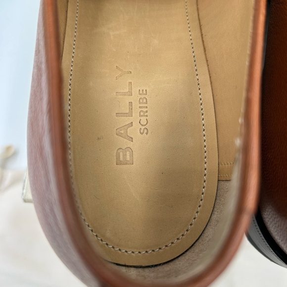 Men\'s Bally scribe  grain Leather loafers size 9, made in Italy main image 7